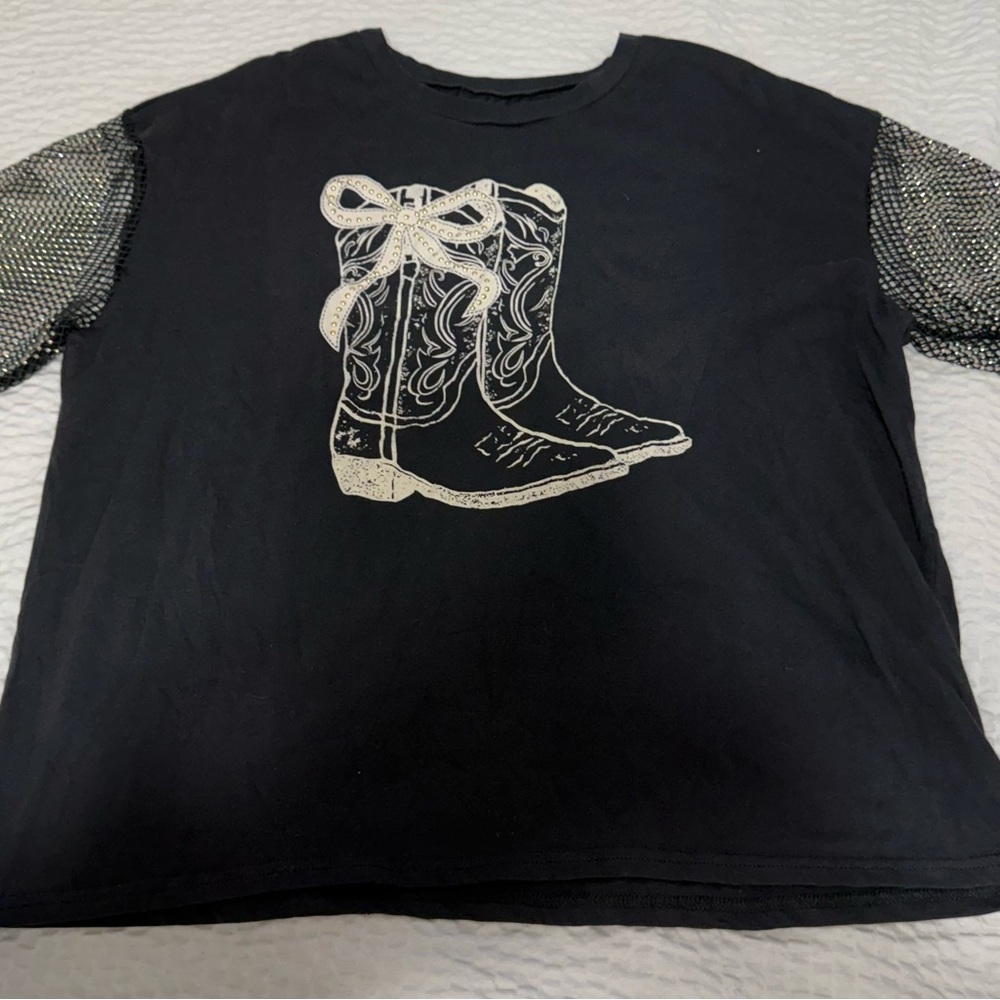 Black T-Shirt with Cowboy Boot Design Sequin see through arms NWT